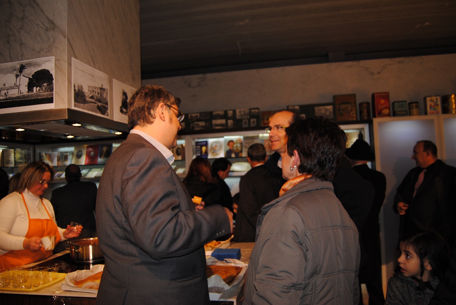 exposición jorge juan