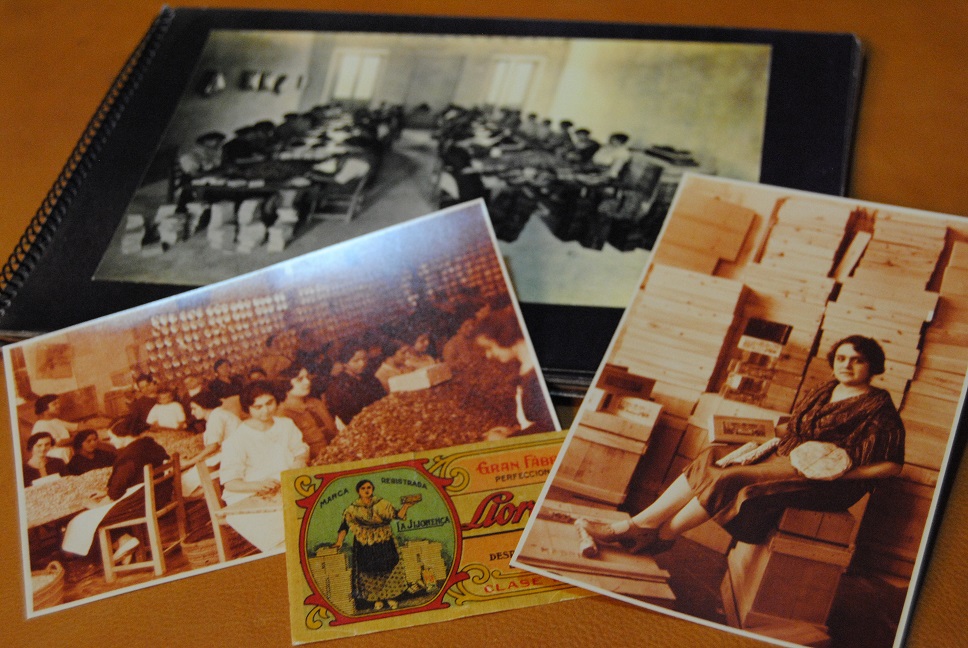 MUJERES TRABAJADORAS