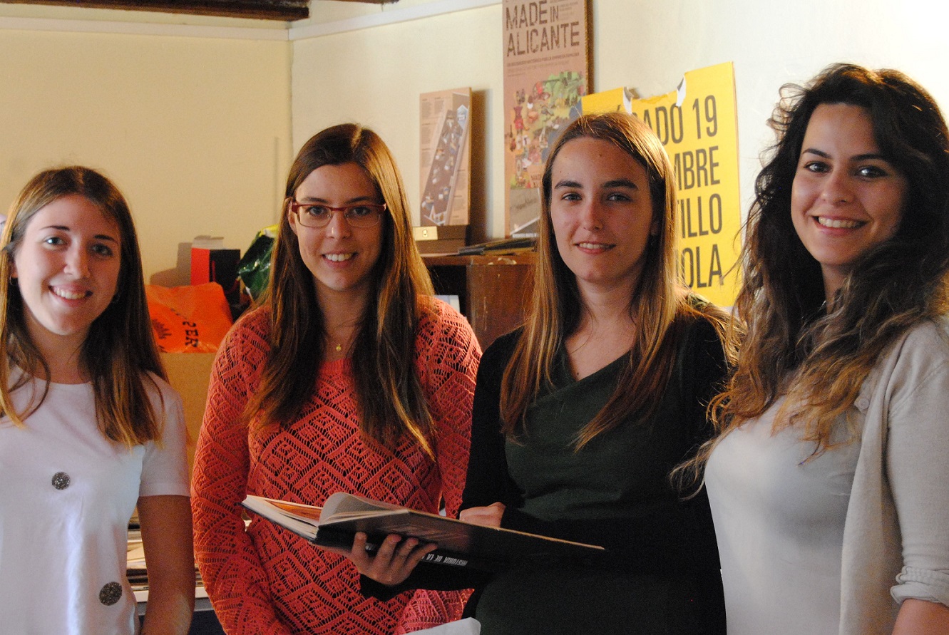 Alumnas Máster arqueología y Grado Turismo UA