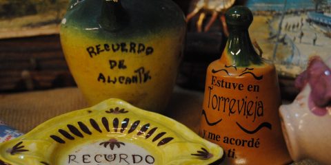 Prácticas en el MUCOIN V. Inventario de la colección Turismo Costa Blanca - MUCOIN